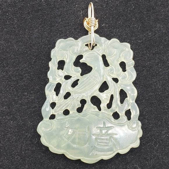 Jade Pendant - Picture 2 of 3